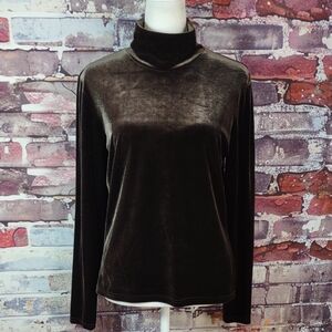 Gap Stretch Velvet Turtleneck Top